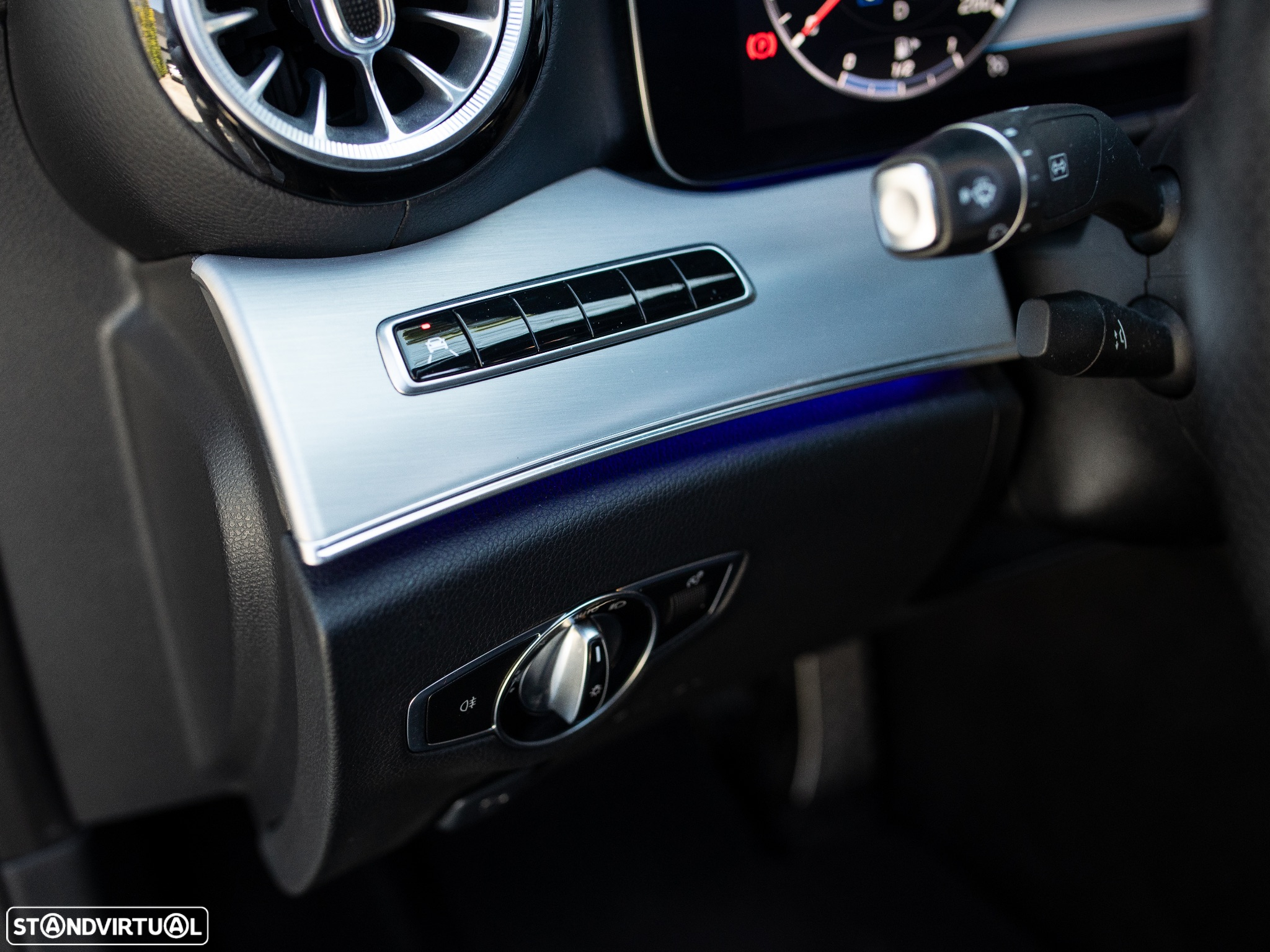 Mercedes-Benz CLS 300 d AMG Line - 43