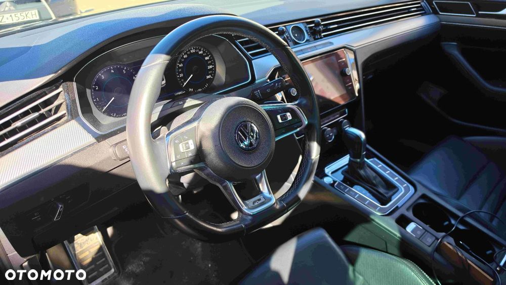 Volkswagen Passat 1.8 TSI BMT Highline DSG - 17