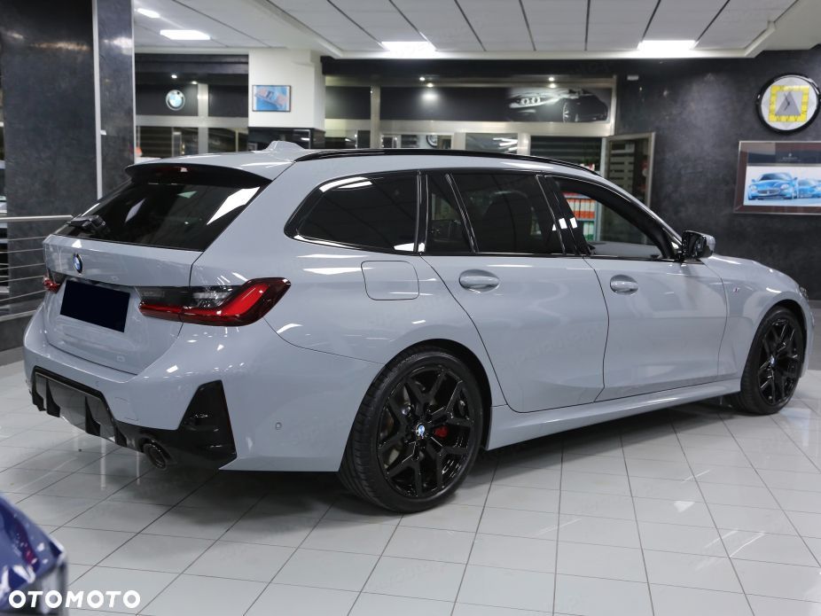 BMW Seria 3 330d xDrive mHEV M Sport - 5