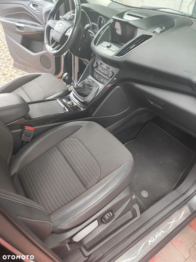 Ford Kuga 1.5 EcoBoost FWD Titanium ASS GPF - 24