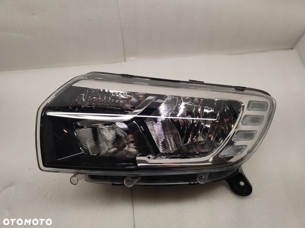 dacia sandero i zw z led lampa lewy przód 260605665r, 90114430 - 1