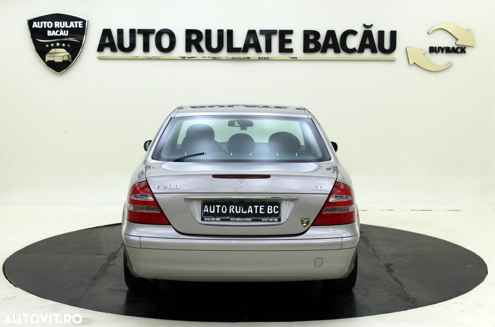 Mercedes-Benz E - 11