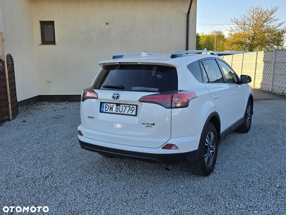 Toyota RAV4 2.0 Premium 4x4 - 9