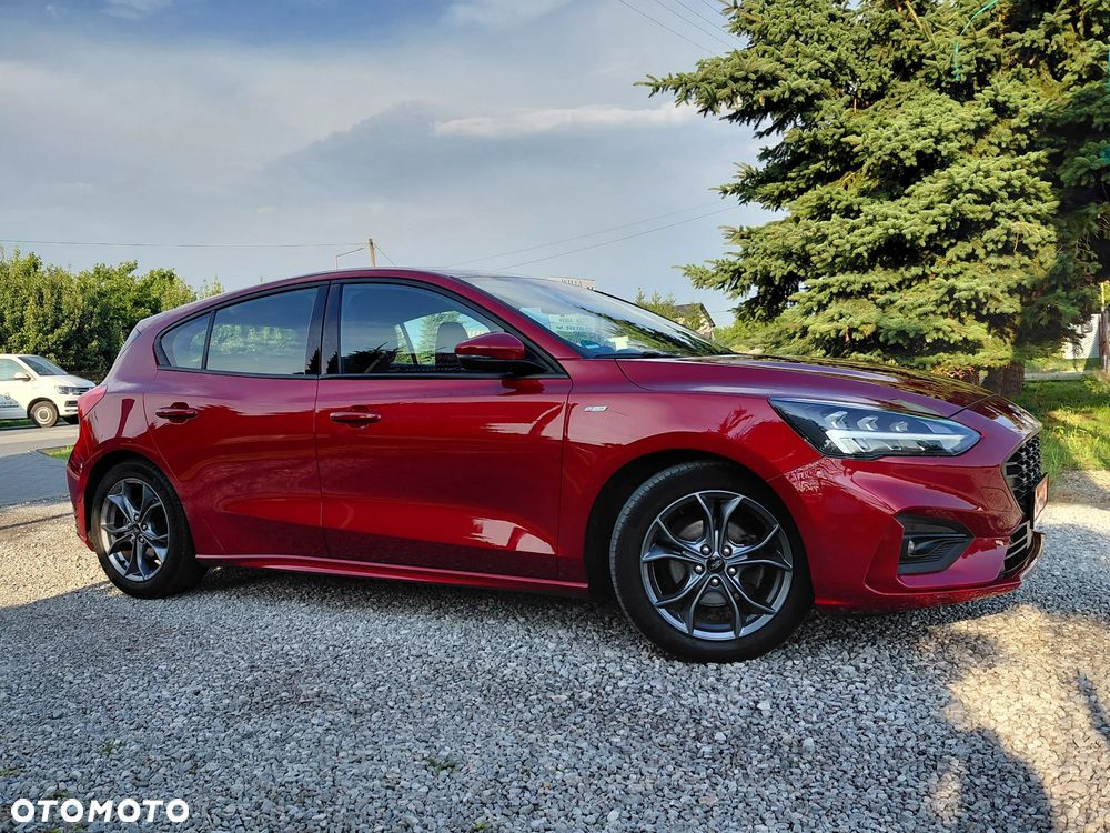Ford Focus 1.0 EcoBoost Hybrid ST-LINE - 12