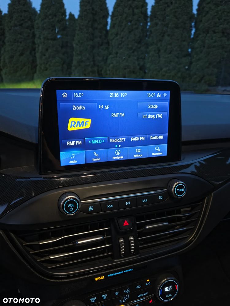 Ford Focus 1.5 EcoBoost ST-Line - 13