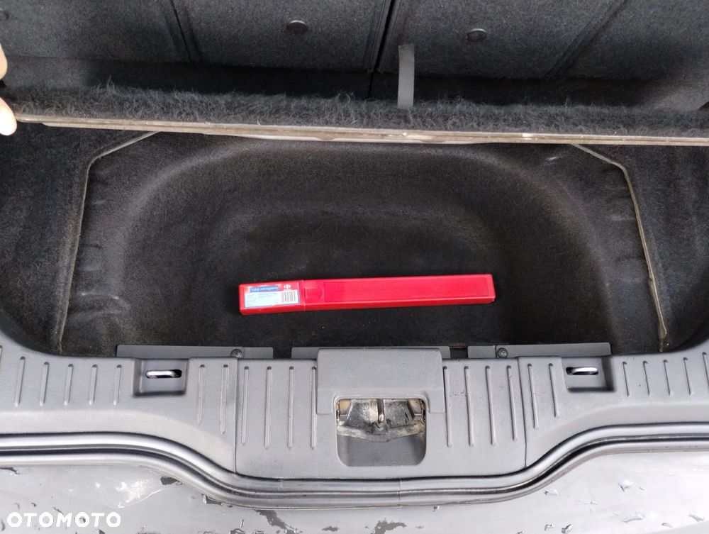 Ford Galaxy 2.0 TDCi Gold X - 16