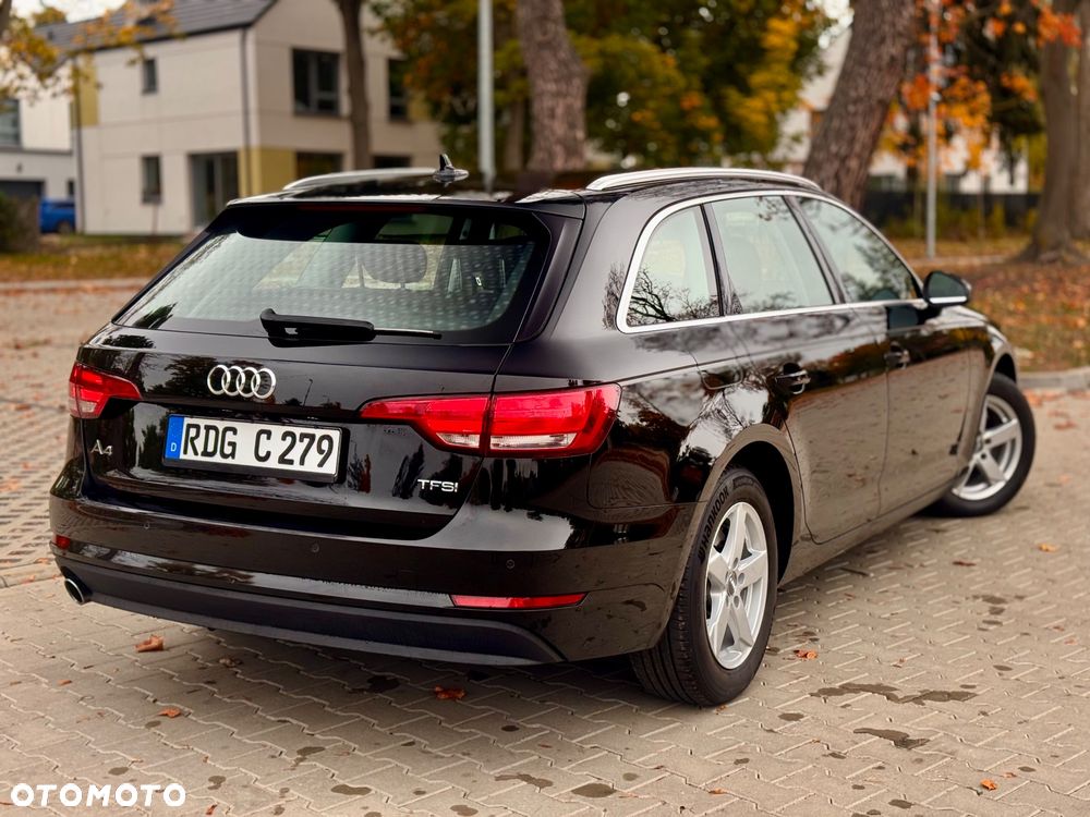 Audi A4 Avant - 25