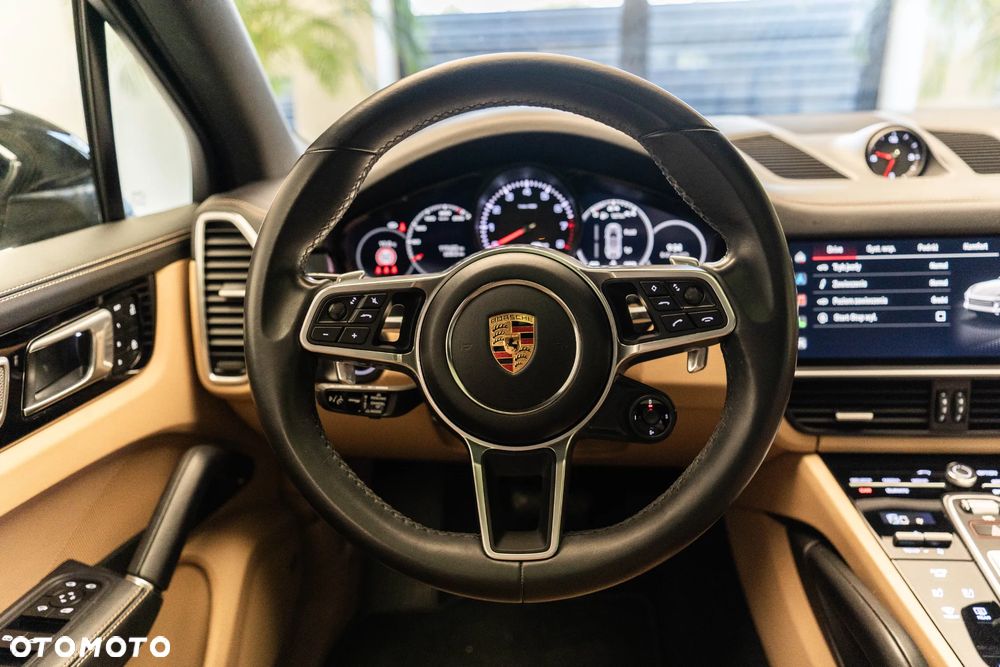 Porsche Cayenne Platinum Edition - 35