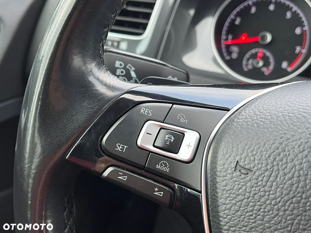 Volkswagen Golf 1.4 TSI (BlueMotion Technology) DSG Comfortline - 12