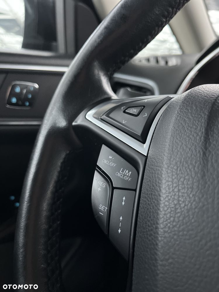 Ford S-Max 2.0 TDCi Titanium PowerShift - 21