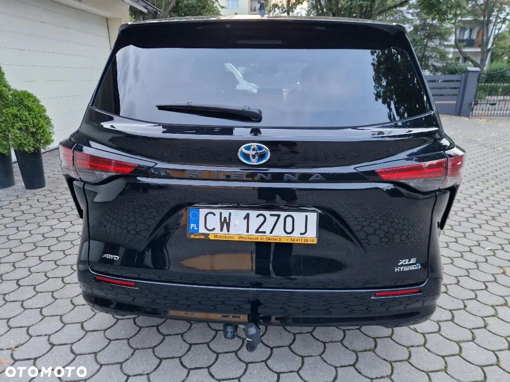 Toyota Sienna - 12