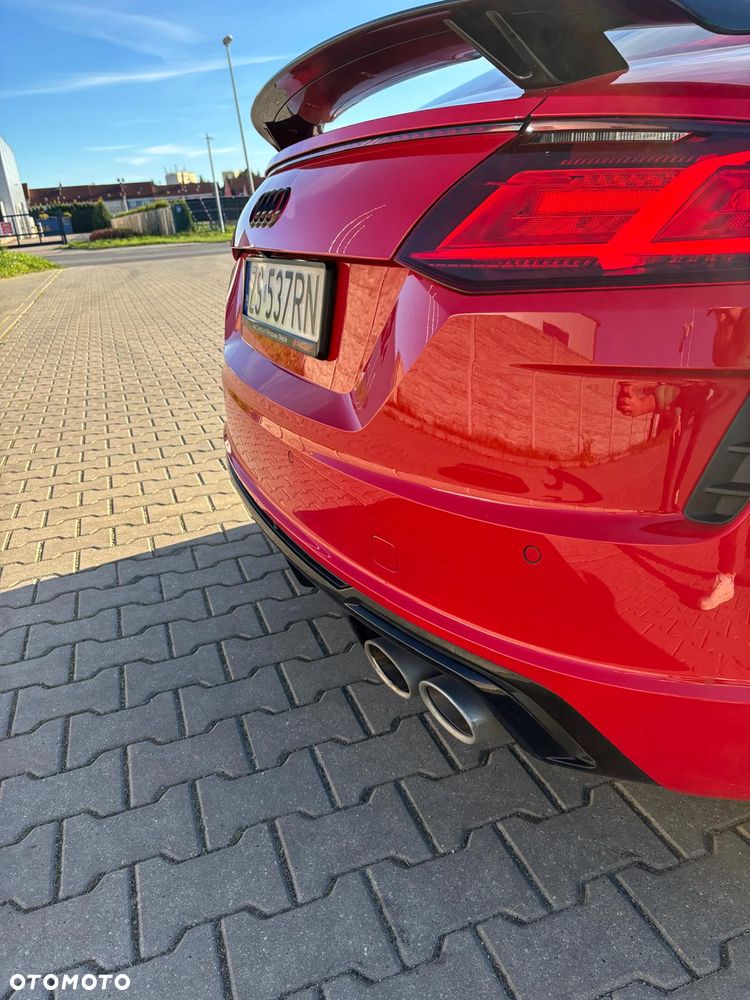 Audi TT S Coupé - 25