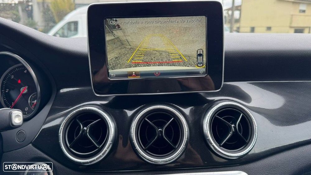 Mercedes-Benz CLA 180 - 14