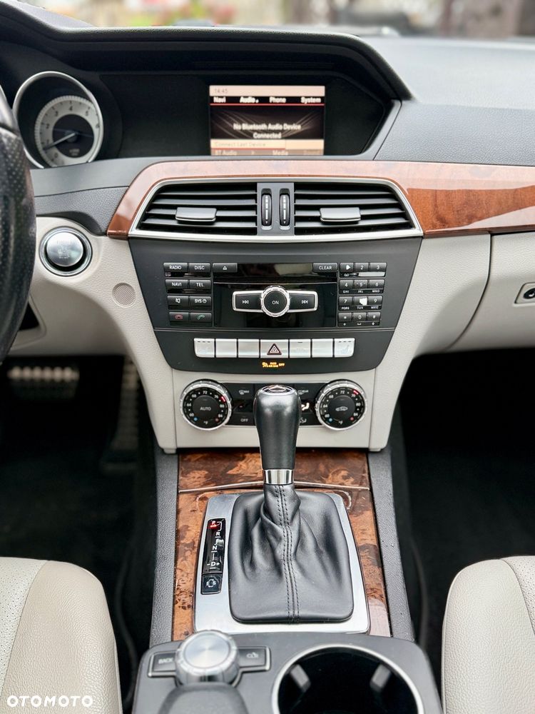 Mercedes-Benz Klasa C 350 4Matic (BlueEFFICIENCY) 7G-TRONIC Elegance - 18