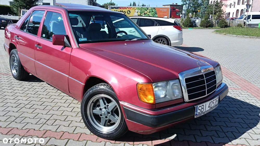 Mercedes-Benz W124 (1984-1993)