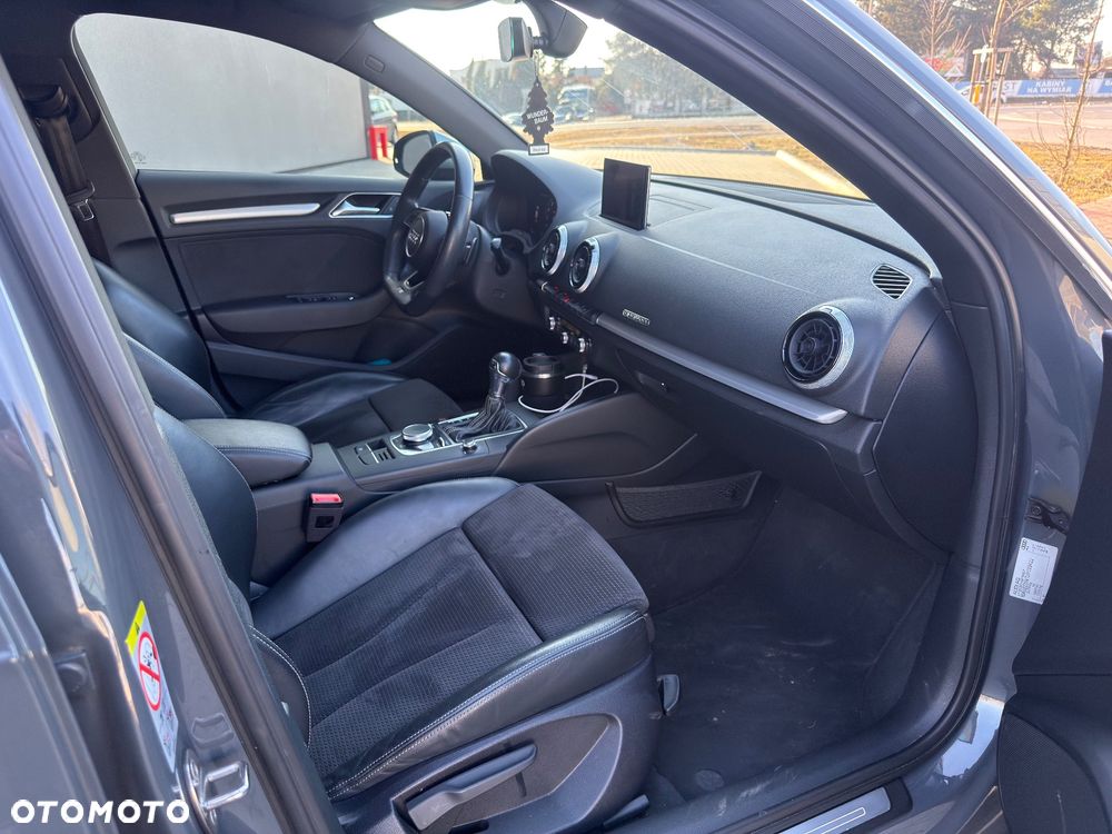 Audi S3 Sportback ver-s-tronic - 22