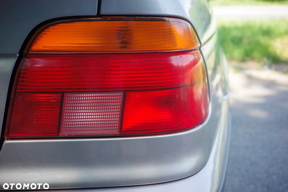 BMW Seria 5 - 12