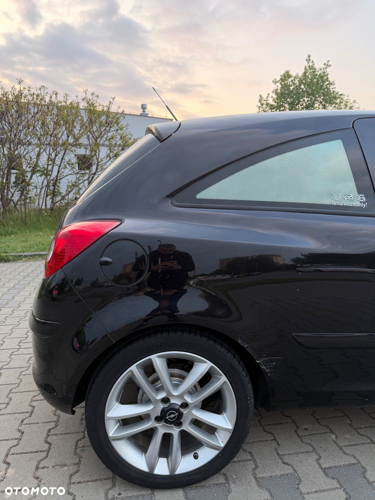 Opel Corsa 1.2 16V Sport - 14