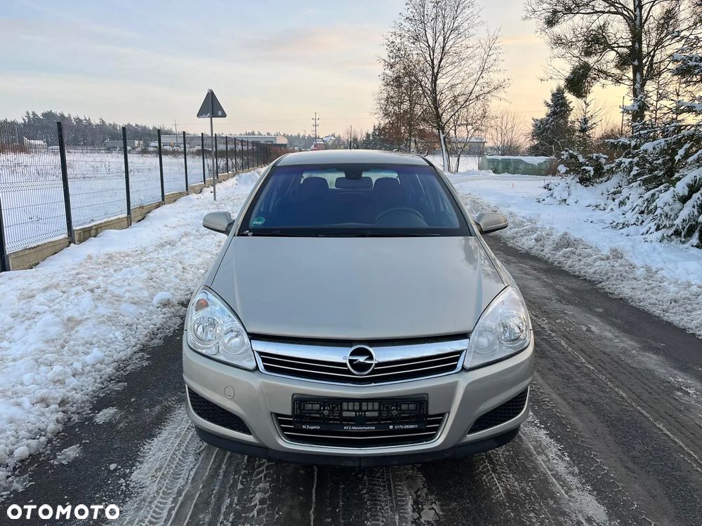 Opel Astra 1.6 Innovation - 2
