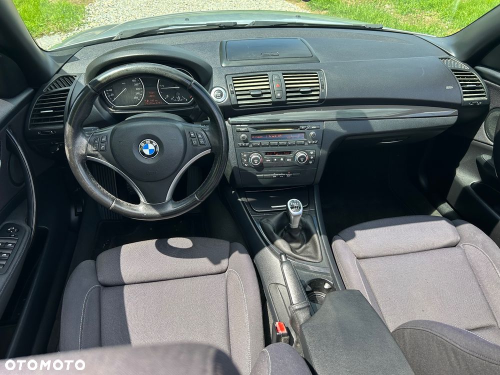 BMW Seria 1 120d Edition Sport - 14