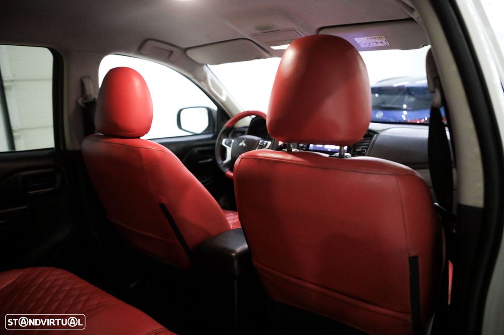 Mitsubishi L200 2.3 DI-D Strakar CD Intense 4WD - 12