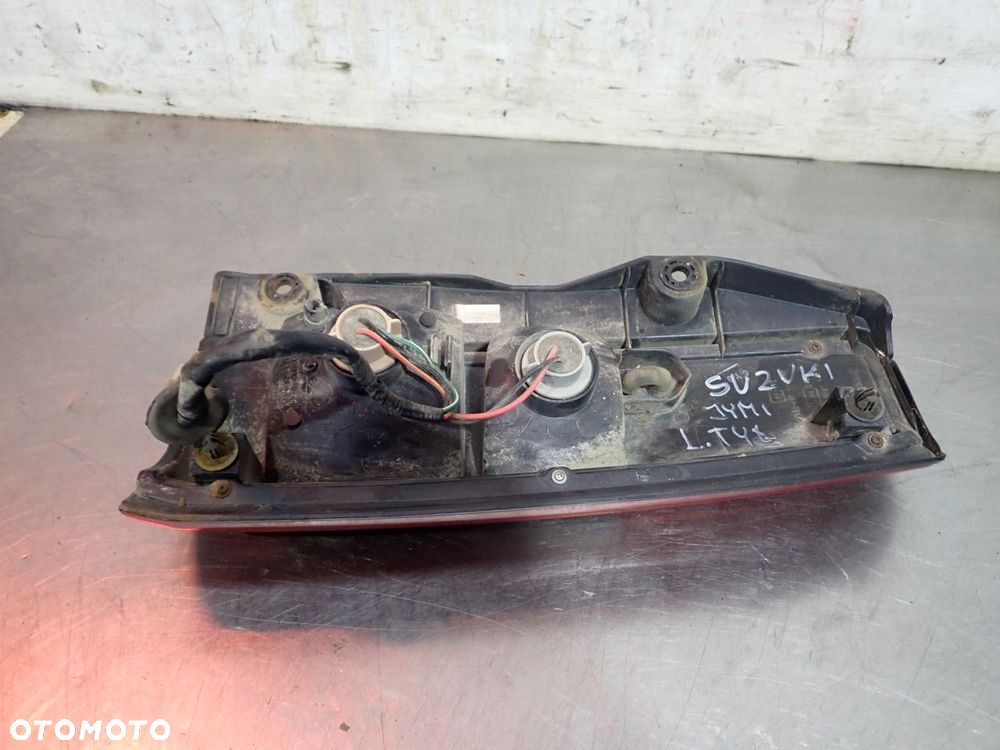 LAMPA LEWA TYLNA SUZUKI JIMNY III - 3