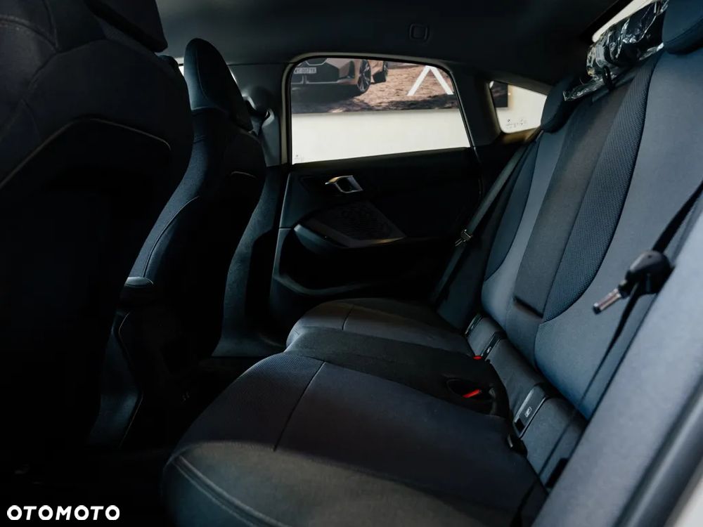 BMW Seria 2 - 14