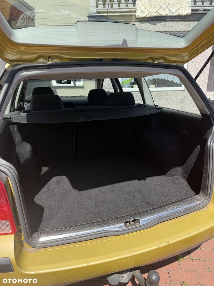 Volkswagen Passat Variant - 4