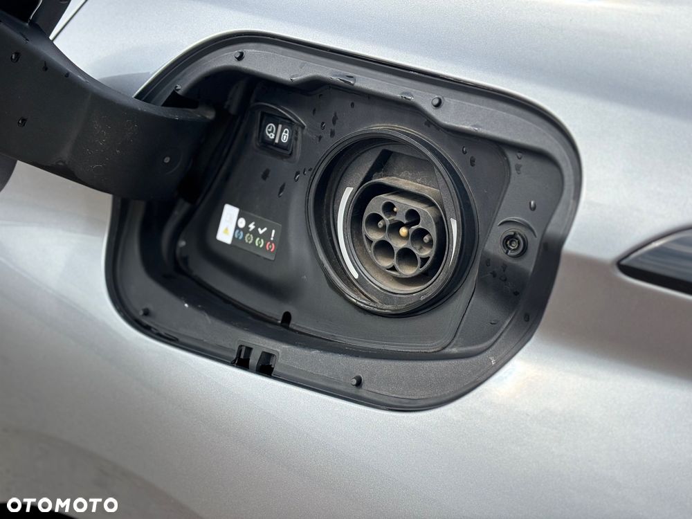 Peugeot 308 1.6 Hybrid PHEV GT EAT8 - 14