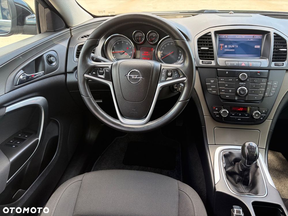 Opel Insignia 1.6 Turbo Edition - 32