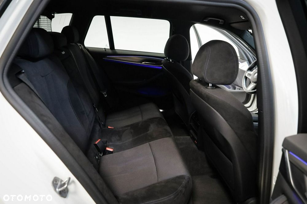 BMW Seria 5 - 22