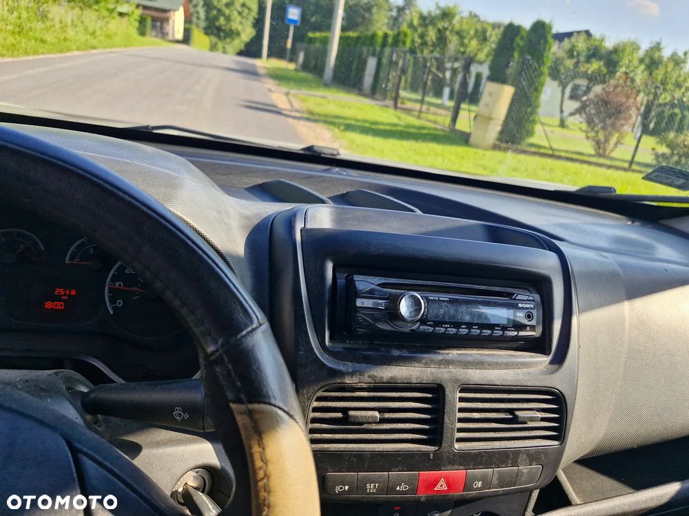 Fiat DOBLO - 13