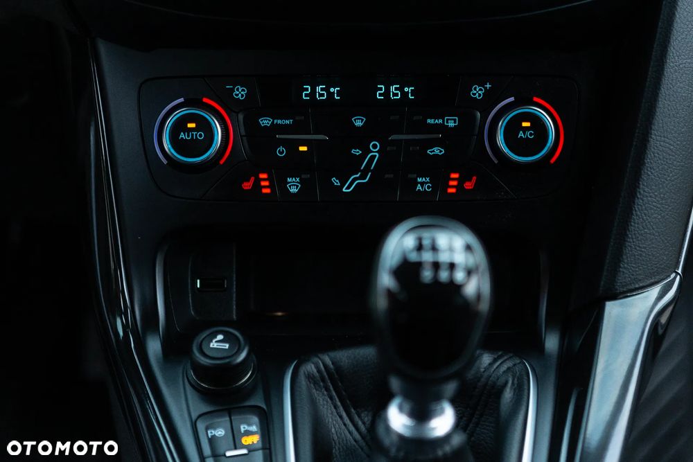 Ford Focus - 35
