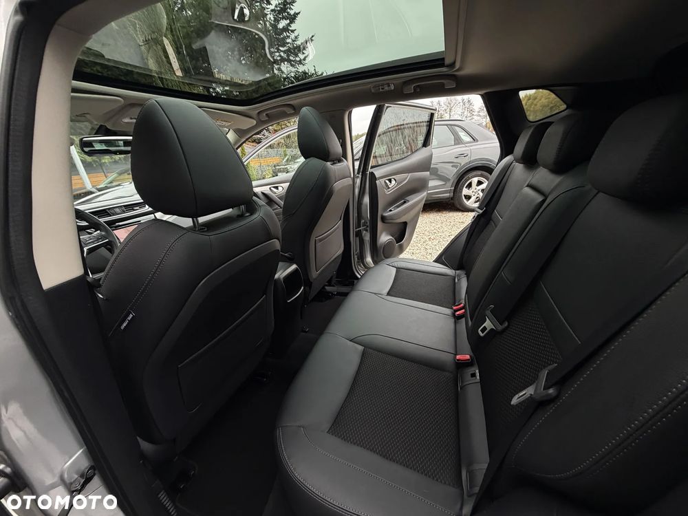 Nissan Qashqai 1.3 DIG-T Tekna - 20