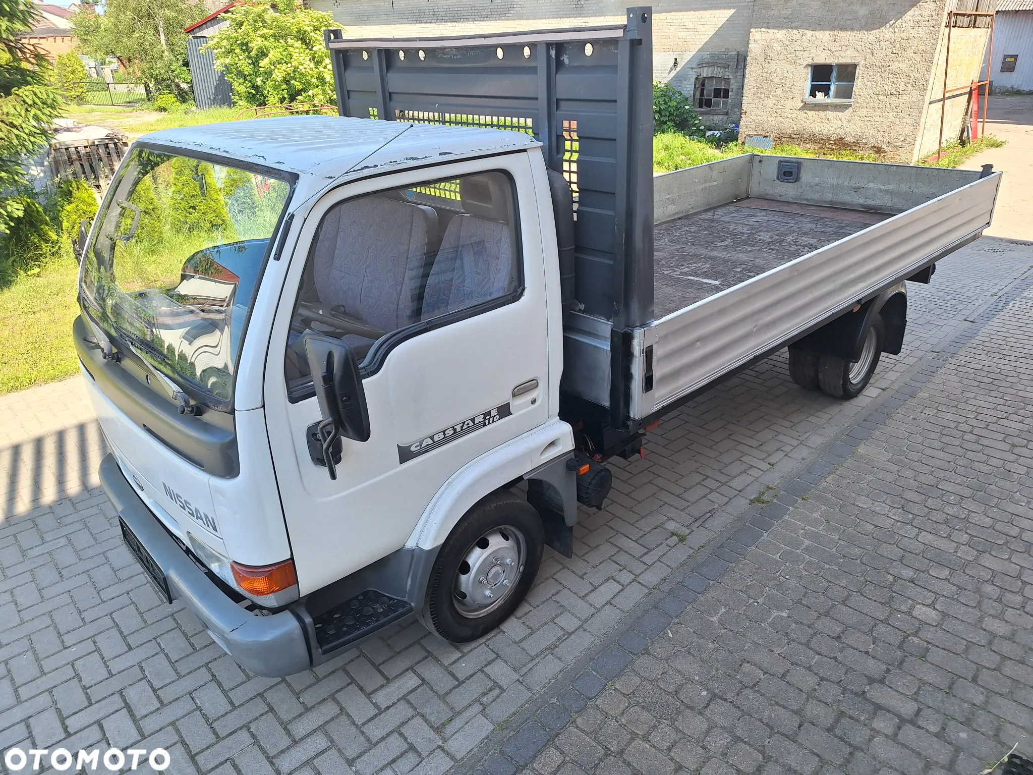 Nissan Cabstar - 4