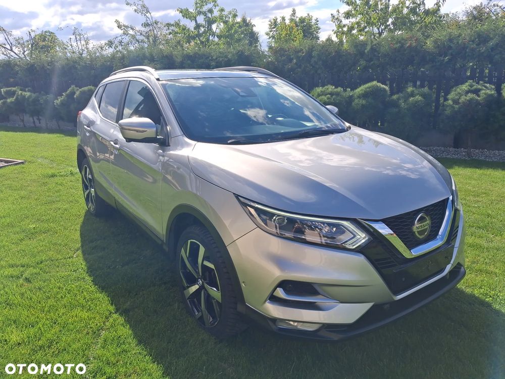 Nissan Qashqai 1.6 DCi Xtronic TEKNA - 6
