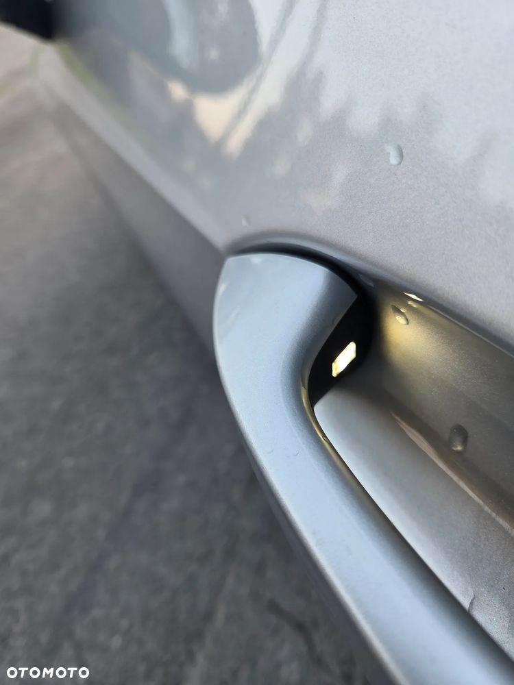 Volkswagen Golf 2.0 TDI Life - 6