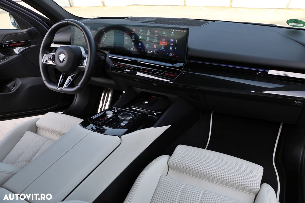 BMW Seria 5 520d Aut. - 29