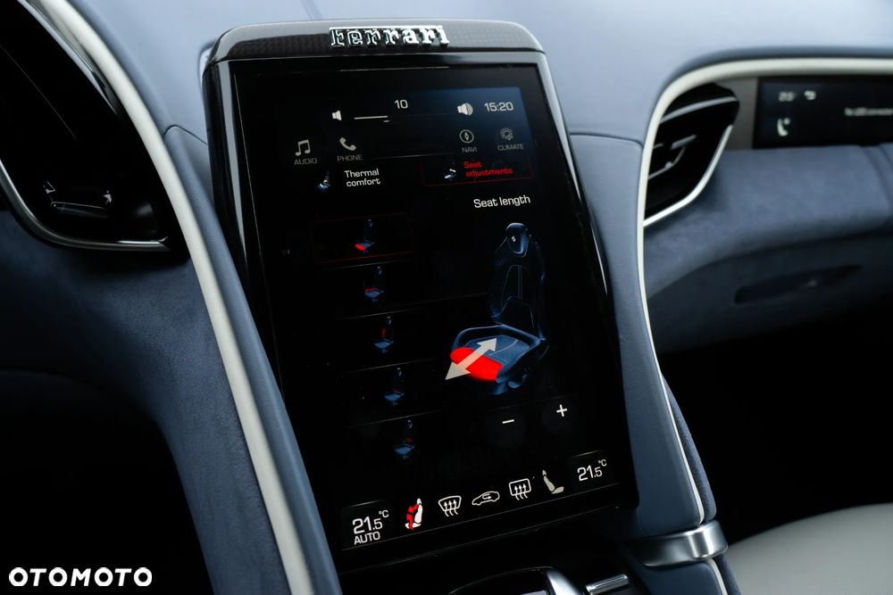 Ferrari Roma Spider - 33