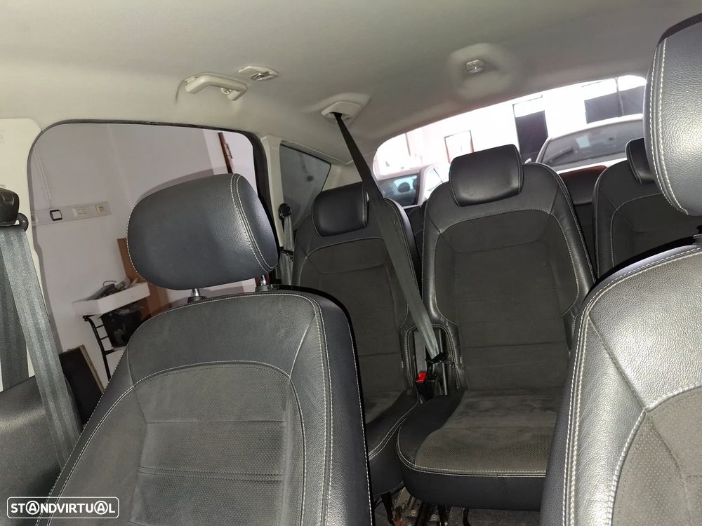 Ford S-Max 2.0 TDCi Titanium Busine.7L - 4
