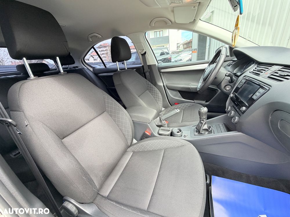 Skoda Octavia 1.6 TDI Active - 18