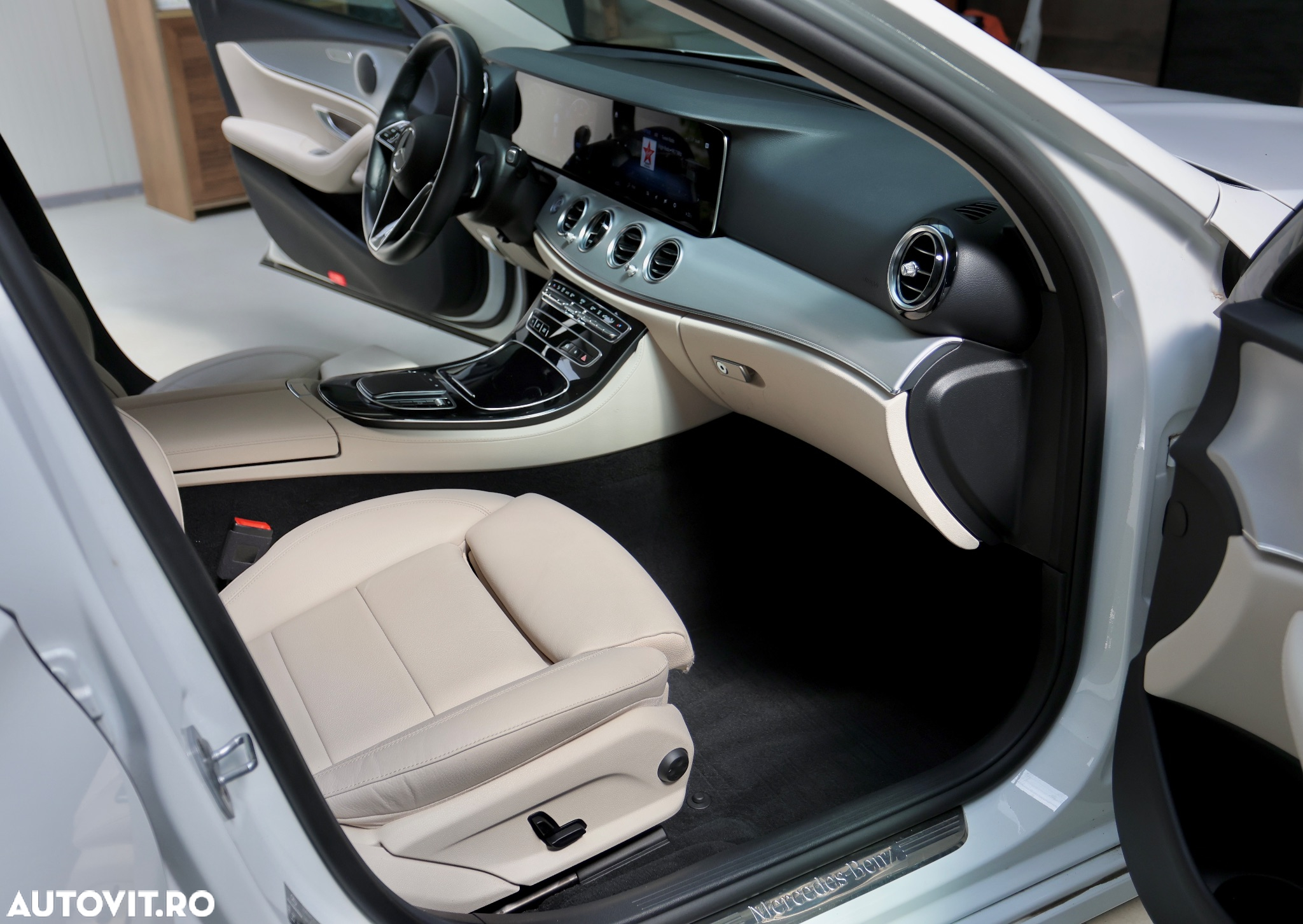 Mercedes-Benz E 300 9G-TRONIC Avantgarde - 17
