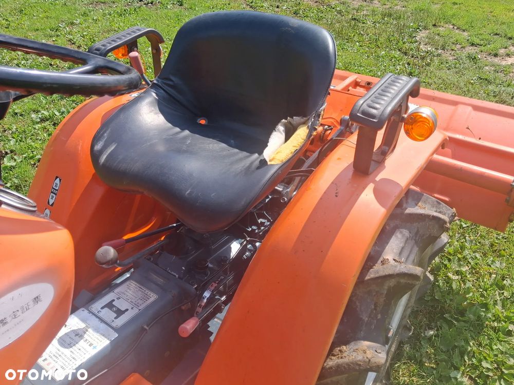 Kubota B1400 - 8