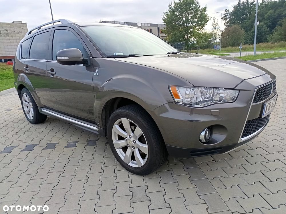 Mitsubishi Outlander 2.0 DID Invite SE - 8