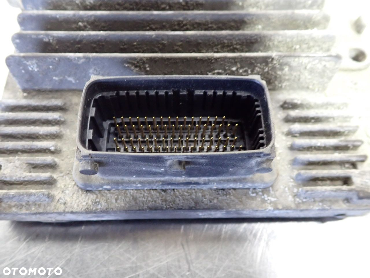 KOMPUTER SILNIKA OPEL ZAFIRA-A 2.2 09391283 - 5