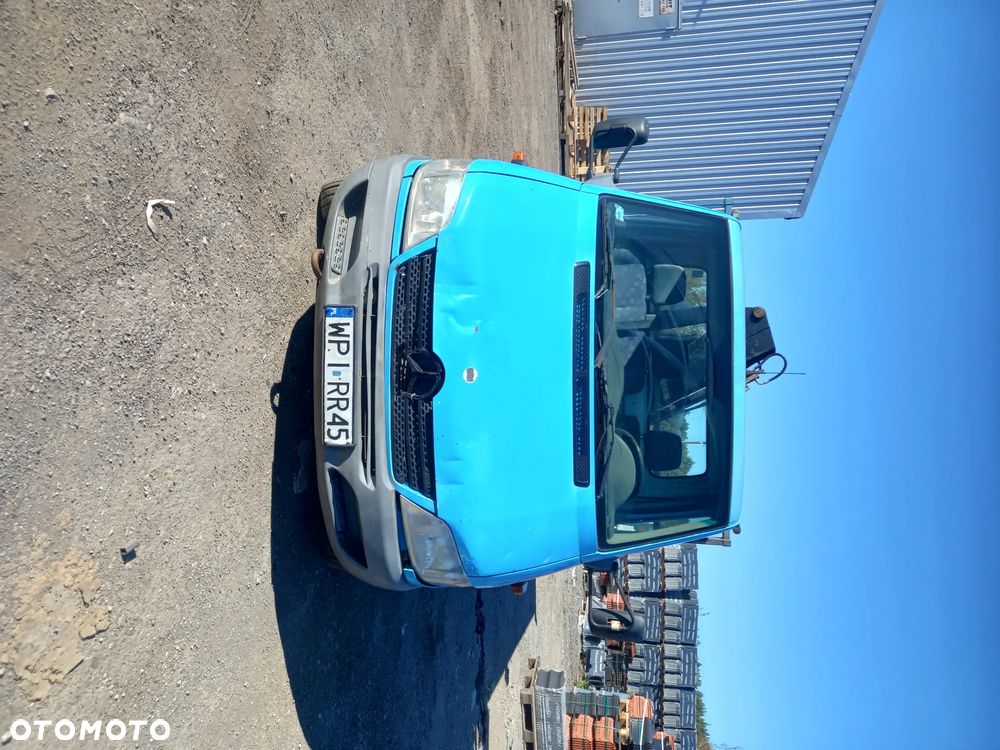 Mercedes-Benz Sprinter - 2