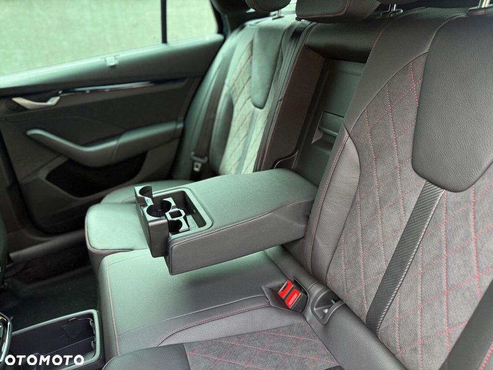 Skoda Octavia 2.0 TSI RS DSG - 31
