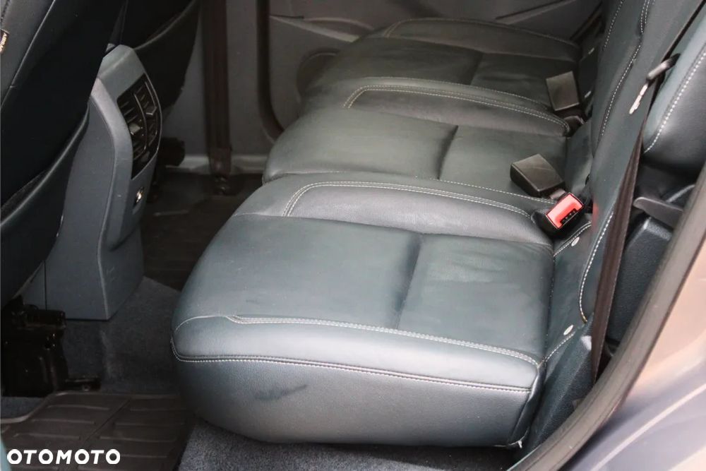 Ford C-MAX 1.6 TDCi Start-Stop-System Titanium - 13