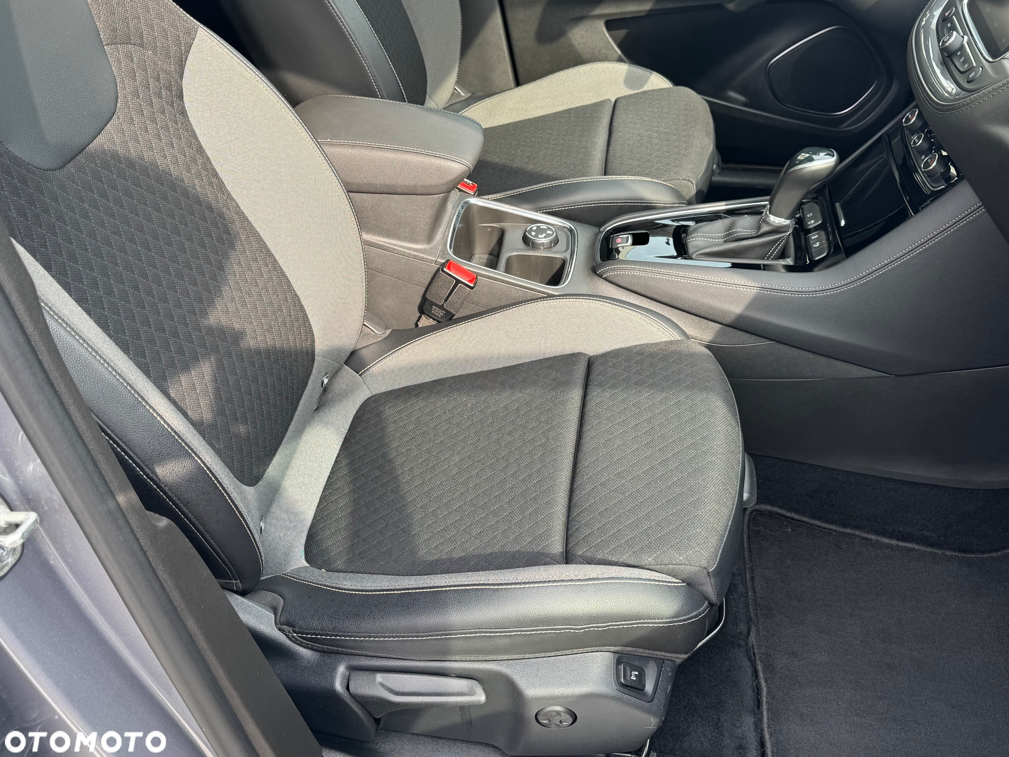 Opel Grandland X 1.5 D Start/Stop Automatik Business Elegance - 36
