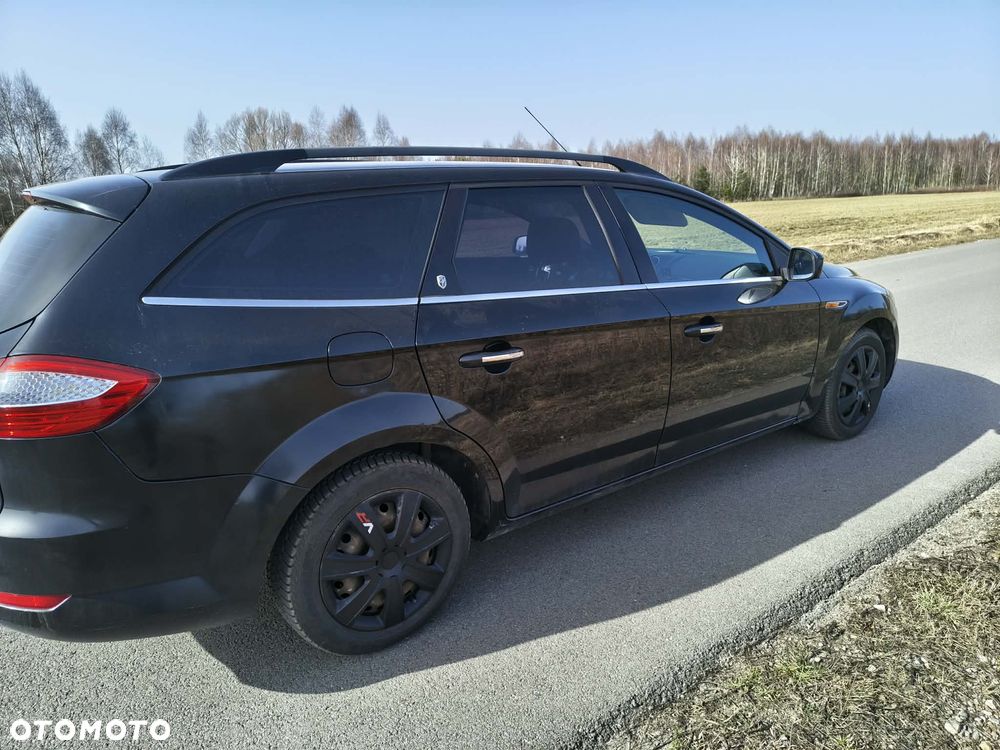 Ford Mondeo 2.0 TDCi Ghia - 6